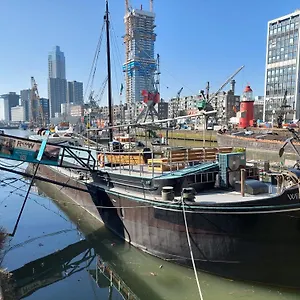 On Water Frühstückspension Rotterdam