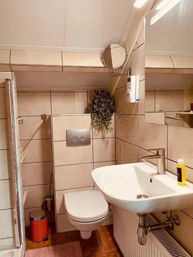 B&B Prachtig Allemachtig Valkenburg aan de Geul Bed & Breakfast